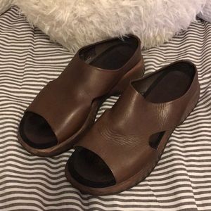 Dansko Clogs size 10 (UK40)